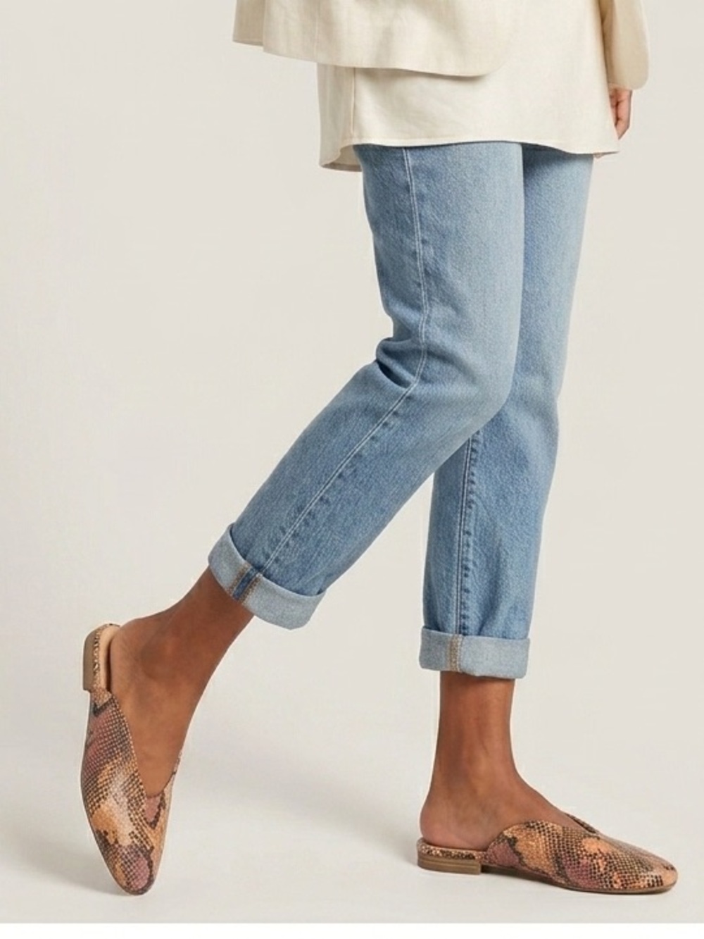Old Navy Snakeskin Round-Toe Mule slide flats